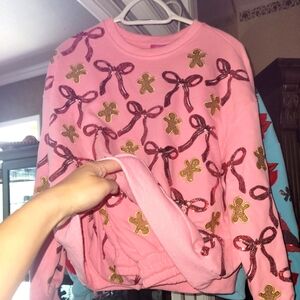 Qos gingerbread size small sweater and jogger